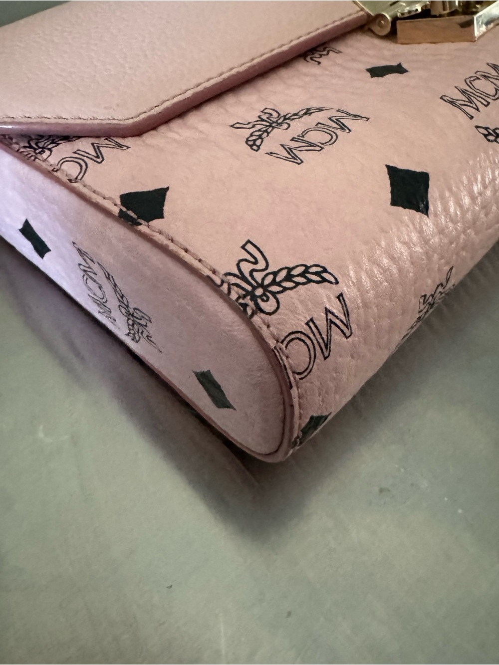 MCM Pink Visetos Leather Crossbody with Gold-Tone Lock - Picture 5 of 8